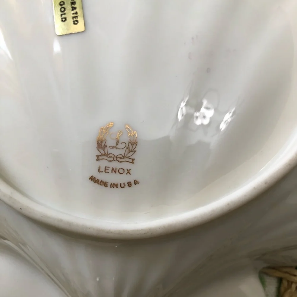 Lenox China Gold Rimmed Cream Dish‎